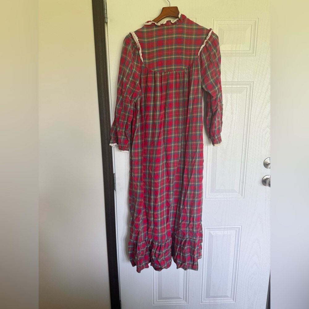 2 for $20 sale: Secrets red plaid flannel nightgown- M - Picture 4 of 4